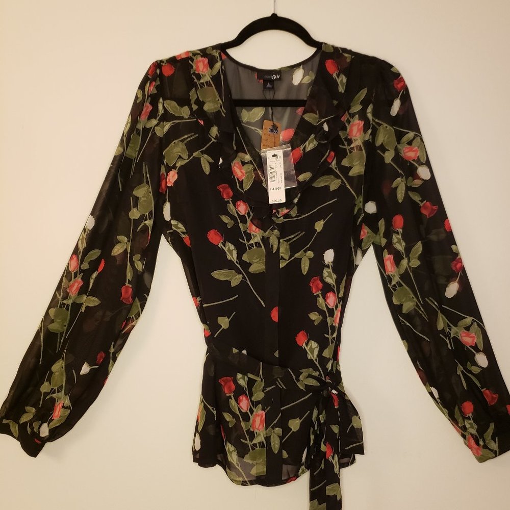 (NWT) East 5th Long Sleeve Floral Blouse. Sheer w/ cami. Blk/Red/Green.  Size L.